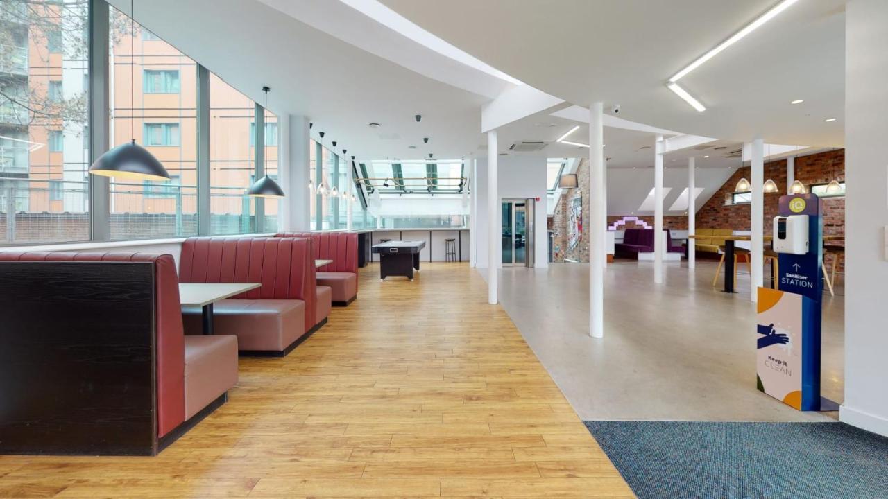 Wilmslow Park Apartment *
