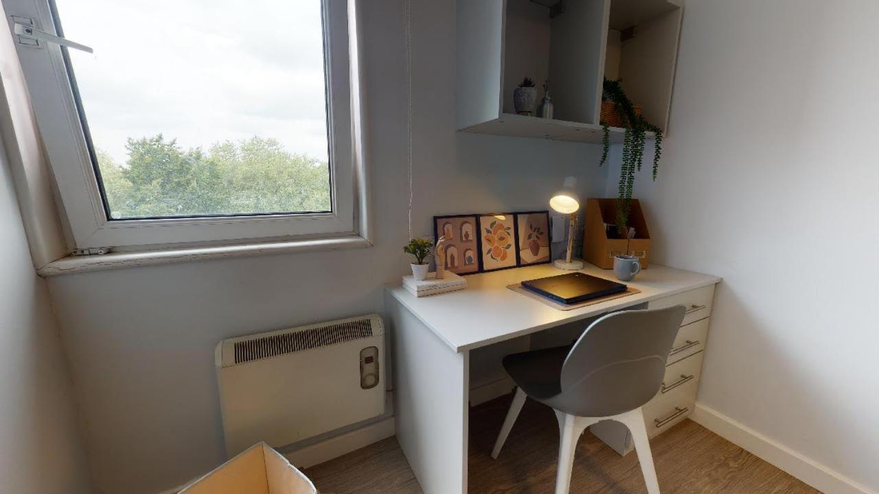 Apartment Wilmslow Park *