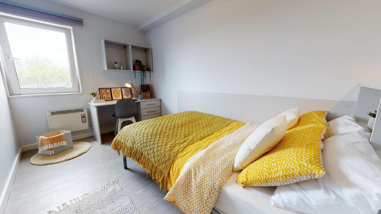 Apartment Wilmslow Park *