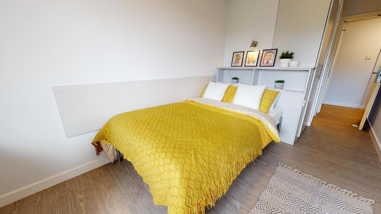Apartment Wilmslow Park